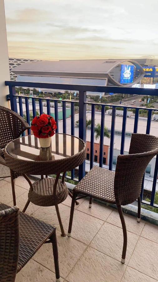 Madison'S Place At Sea Moa Μανίλα Εξωτερικό φωτογραφία